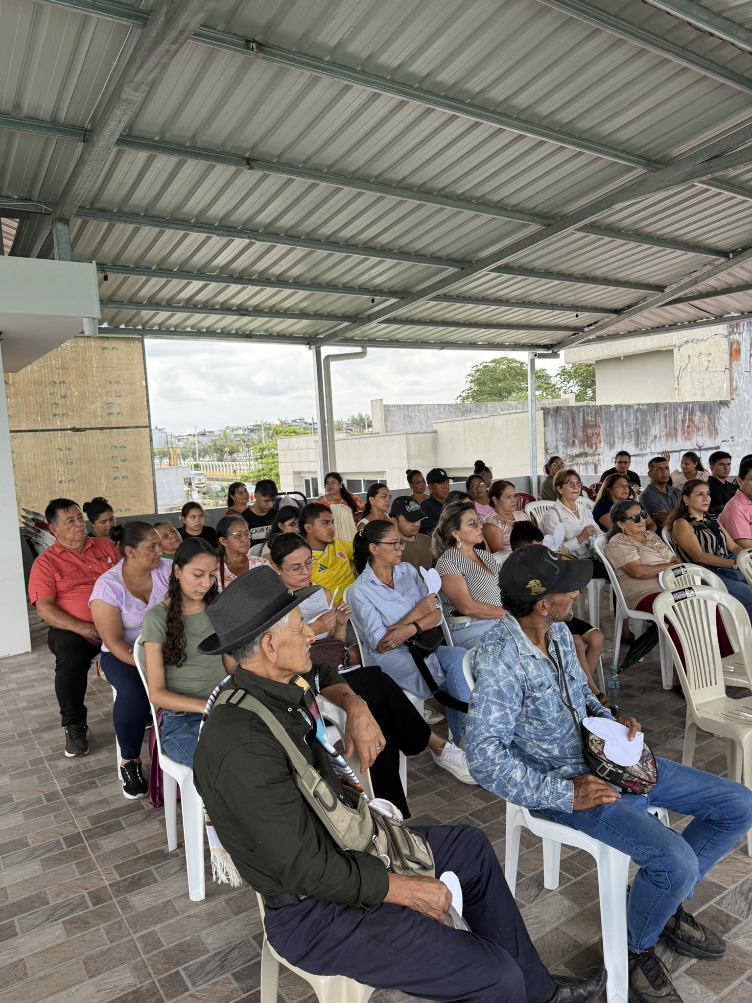 Consulado en Santo Domingo de los Tsáchilas conmemora el Día Nacional de Memoria y Solidaridad con las Víctimas del Conflicto Armado Interno