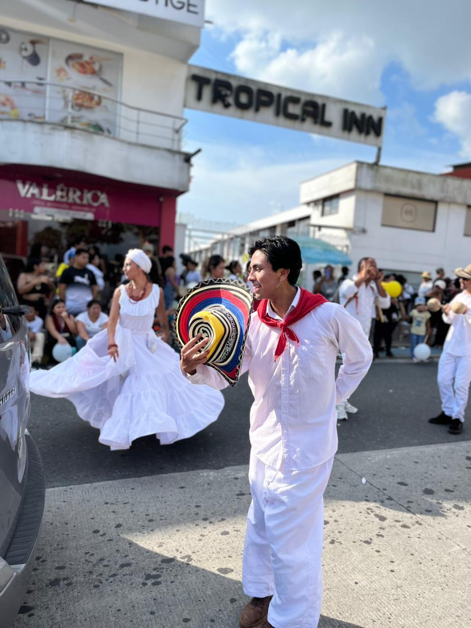 El consulado presente en las actividades en el marco de la celebración de cantonización de Santo Domingo